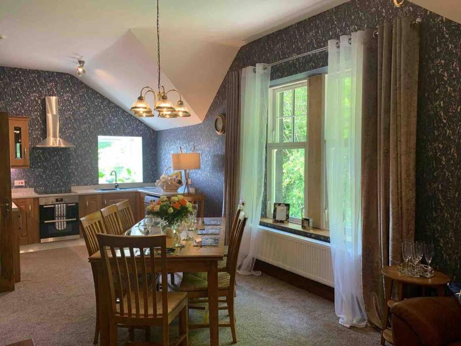 Chandlers Apartment Ascog Экстерьер фото