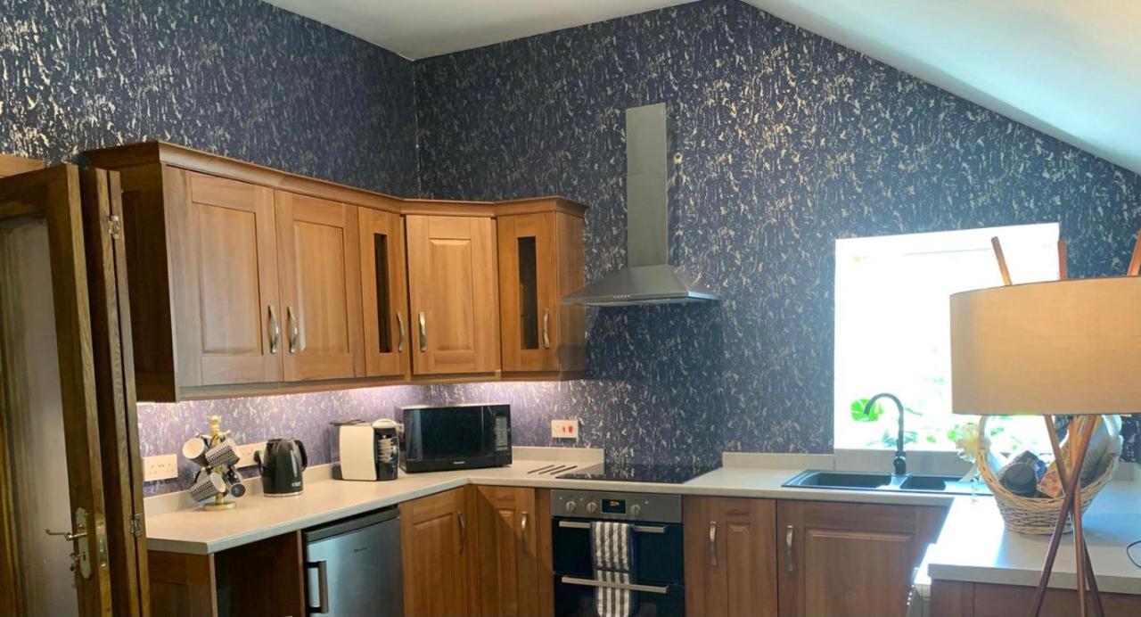 Chandlers Apartment Ascog Экстерьер фото