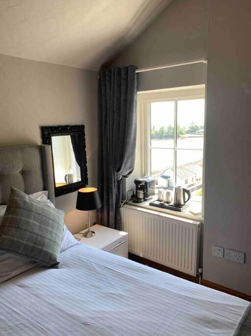 Chandlers Apartment Ascog Экстерьер фото