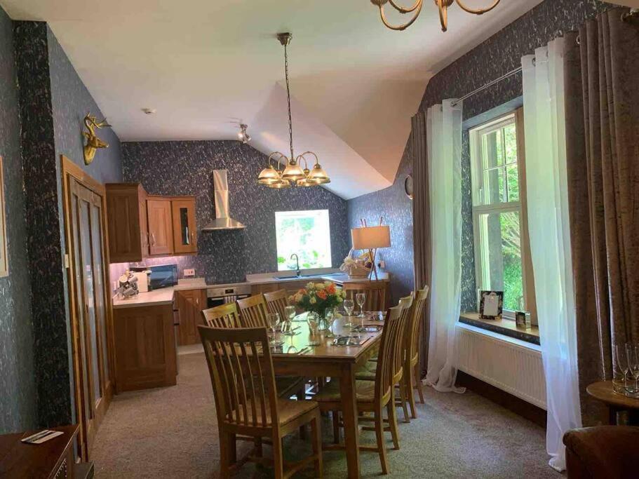 Chandlers Apartment Ascog Экстерьер фото
