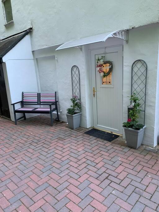Chandlers Apartment Ascog Экстерьер фото